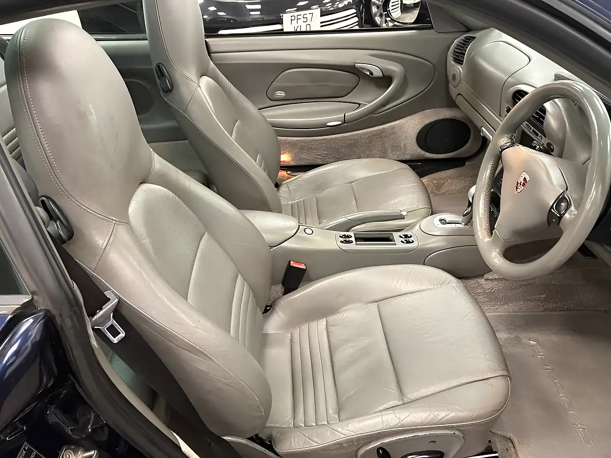 Used 2003 Porsche 911 Targa Blue - Interior and Exterior details 14
