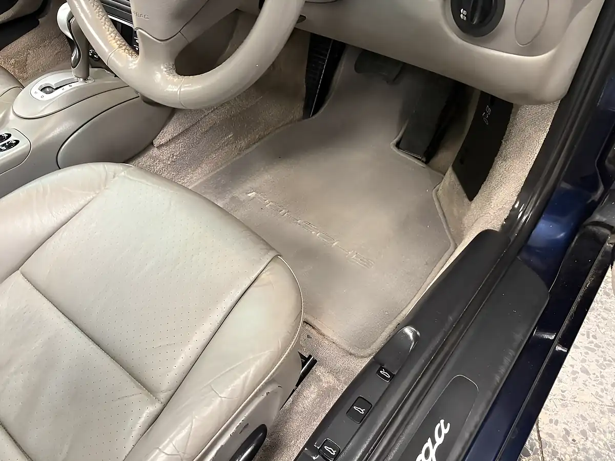Used 2003 Porsche 911 Targa Blue - Interior and Exterior details 19