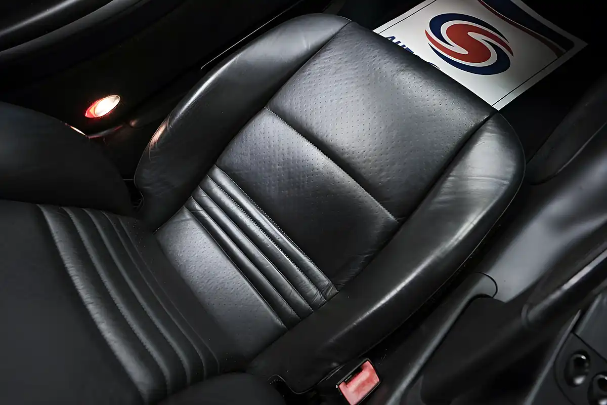 Used 2003 Porsche Boxster 986 S Silver - Interior and Exterior details 14