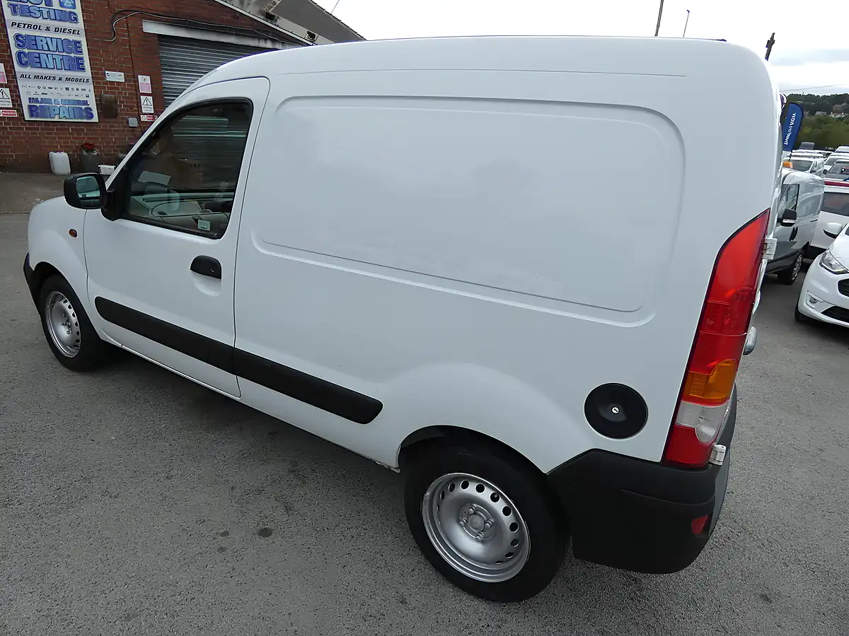 Used 2003 Renault Kangoo SL16P White - Interior and Exterior details 5