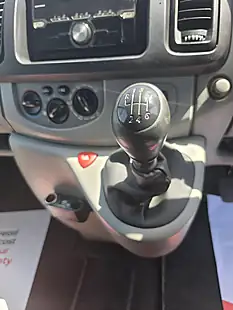 Used 2003 Renault Trafic SL27 Silver - Interior and Exterior details 16