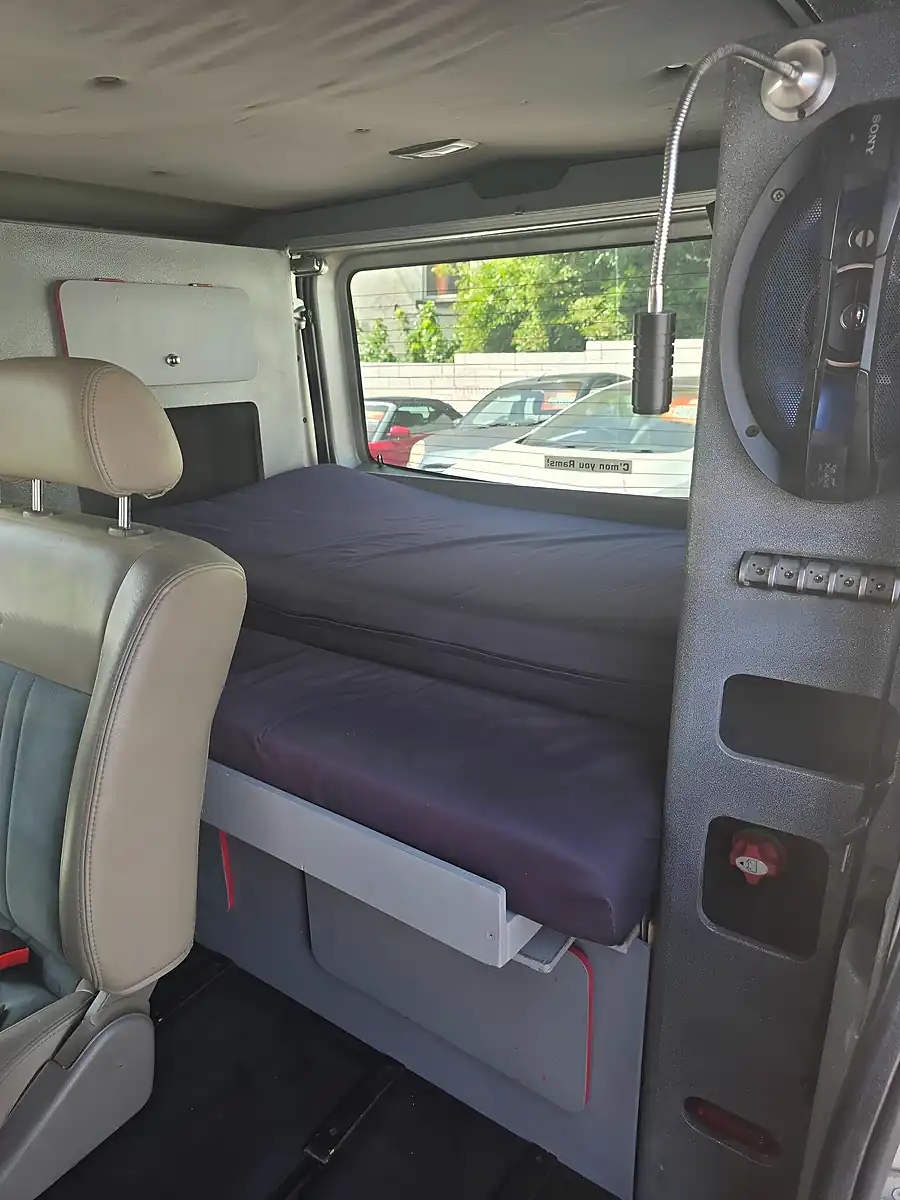Used 2003 Renault Trafic SL27 Silver - Interior and Exterior details 18