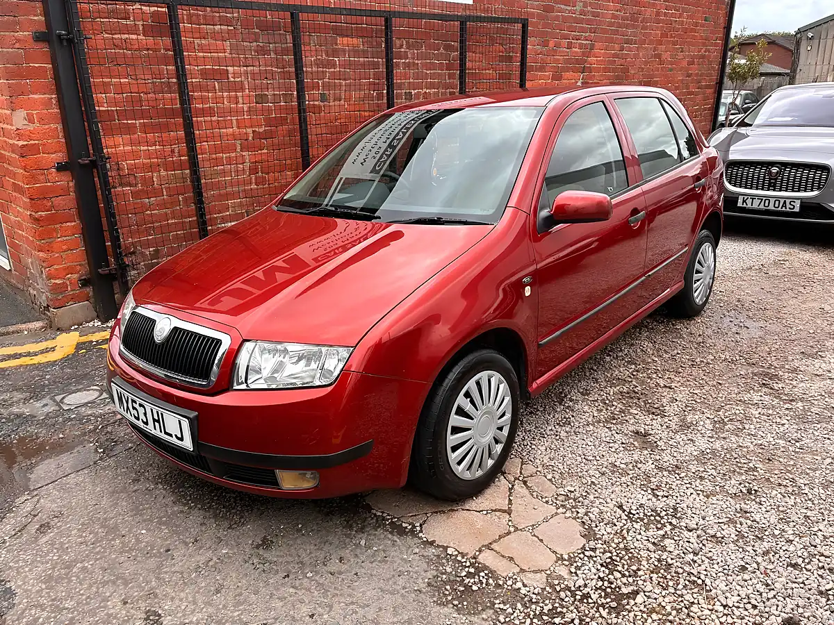 Used 2003 Skoda Fabia Comfort Orange - Front View