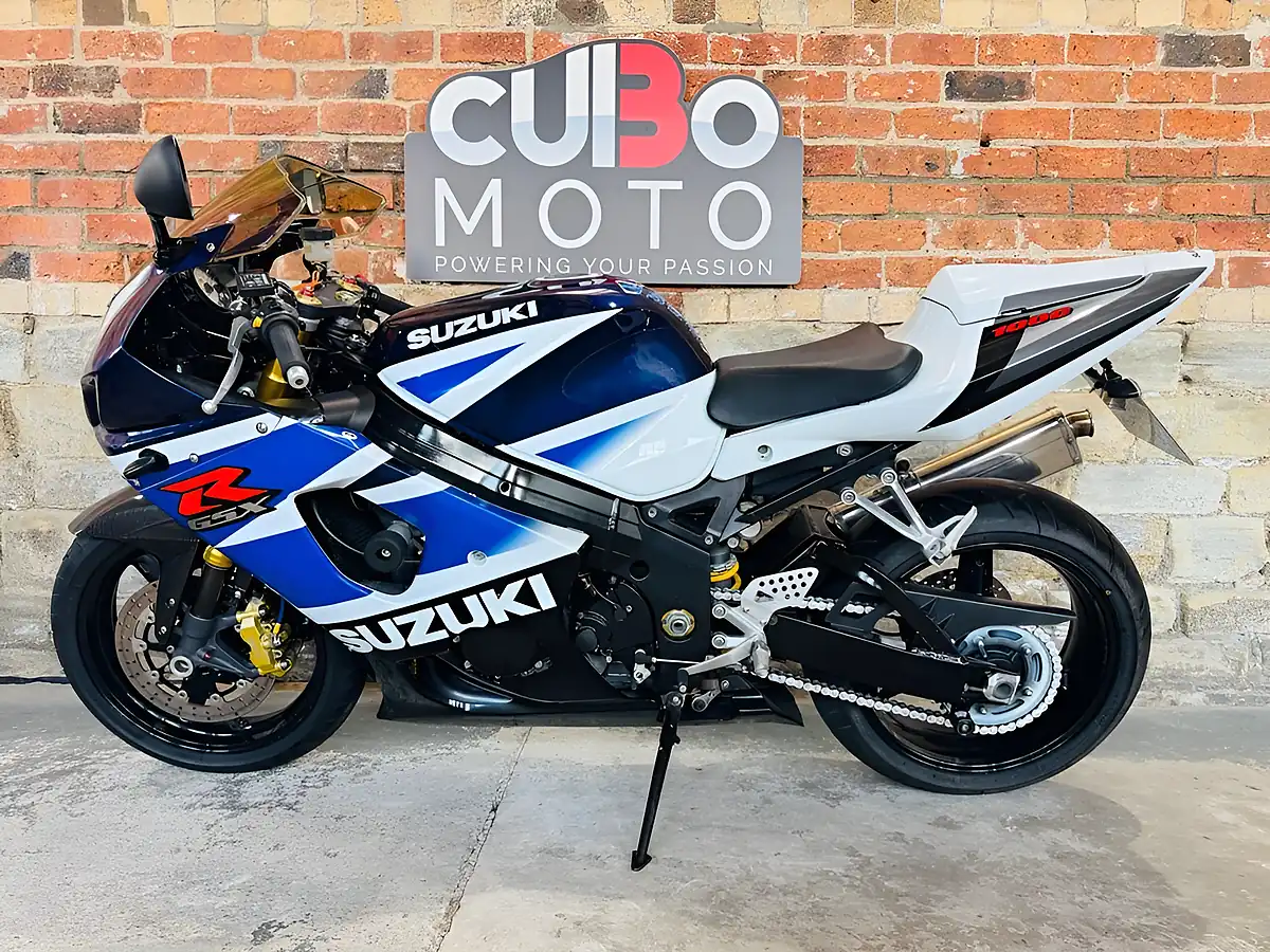 Used 2003 Suzuki Gsx-R1000 K3 Blue - Interior and Exterior details 11