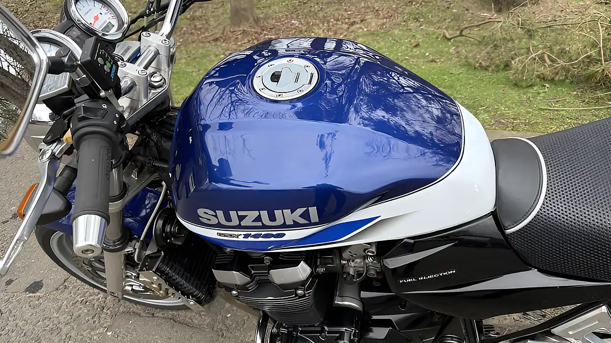 Used 2003 Suzuki GSX1400 K3 Blue/White - Interior and Exterior details 15
