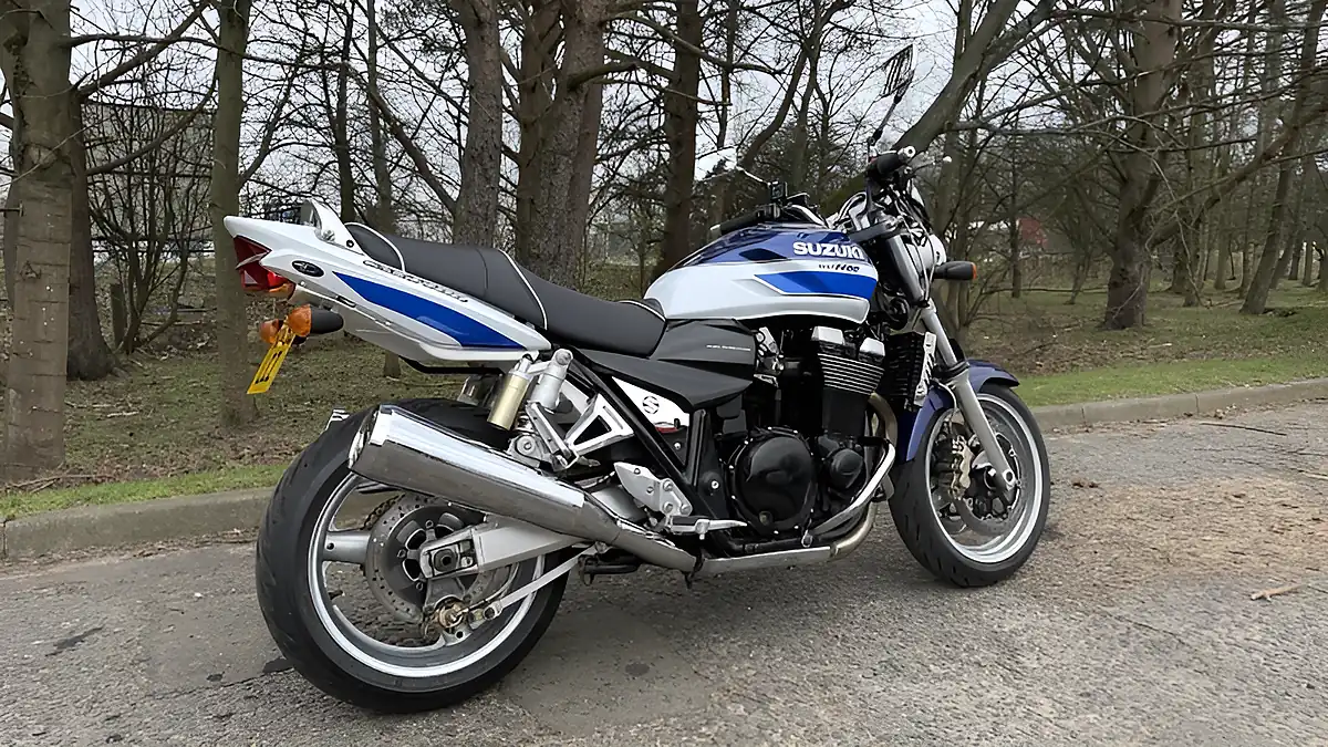 Used 2003 Suzuki GSX1400 K3 Blue/White - Interior and Exterior details 4