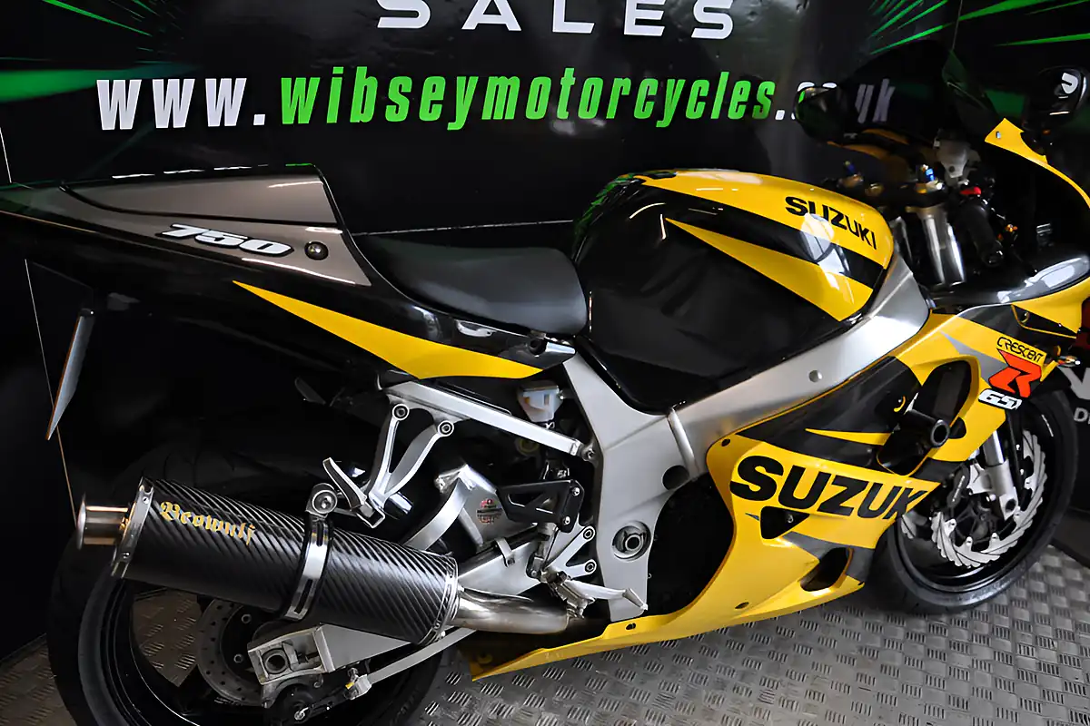 Used 2003 Suzuki GSXR750 Yellow - Interior and Exterior details 19