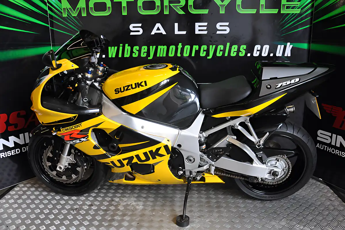 Used 2003 Suzuki GSXR750 Yellow - Interior and Exterior details 8