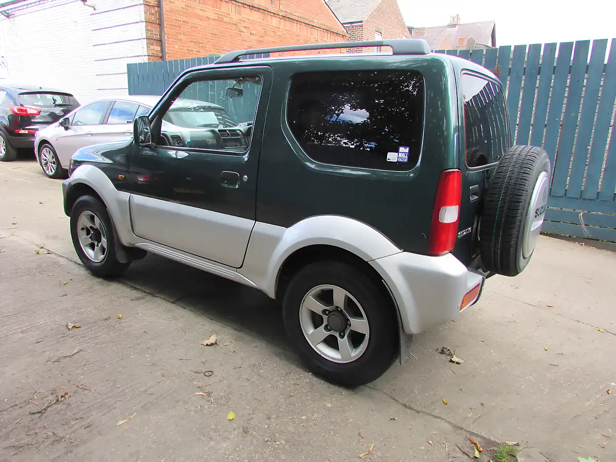 Used 2003 Suzuki Jimny Jlx Green - Interior and Exterior details 2