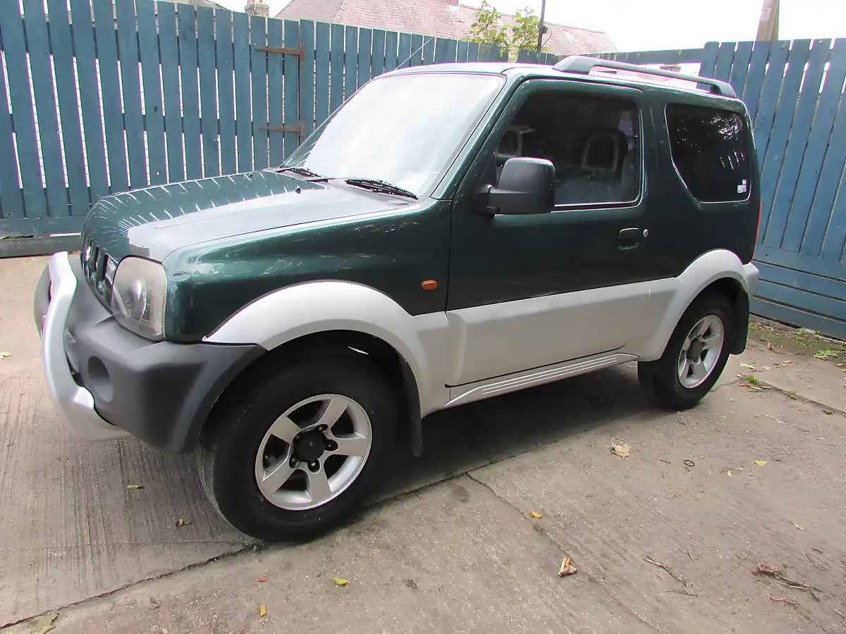 Used 2003 Suzuki Jimny Jlx Green - Interior and Exterior details 3