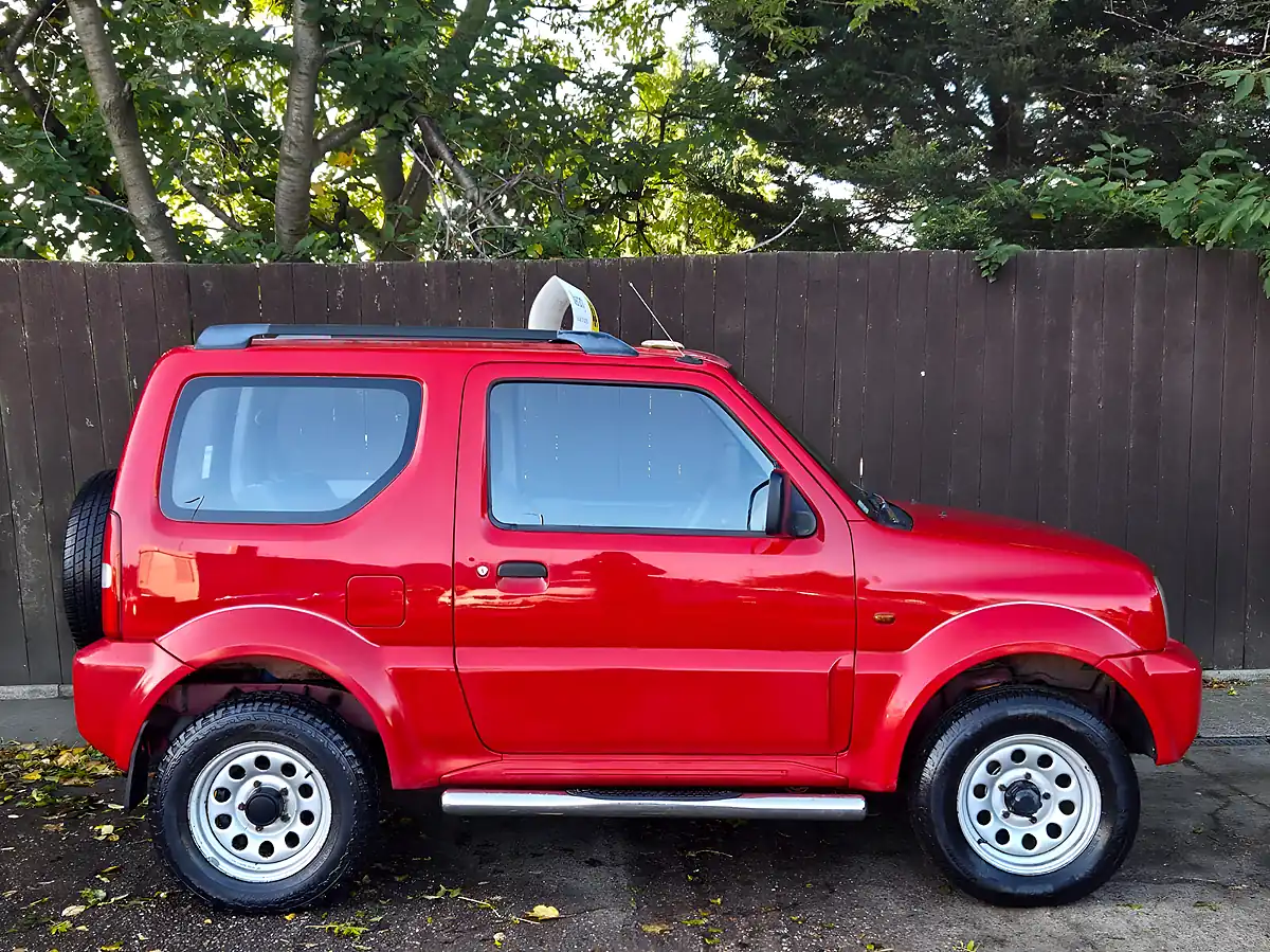 Used 2003 Suzuki Jimny Jlx Red - Interior and Exterior details 8