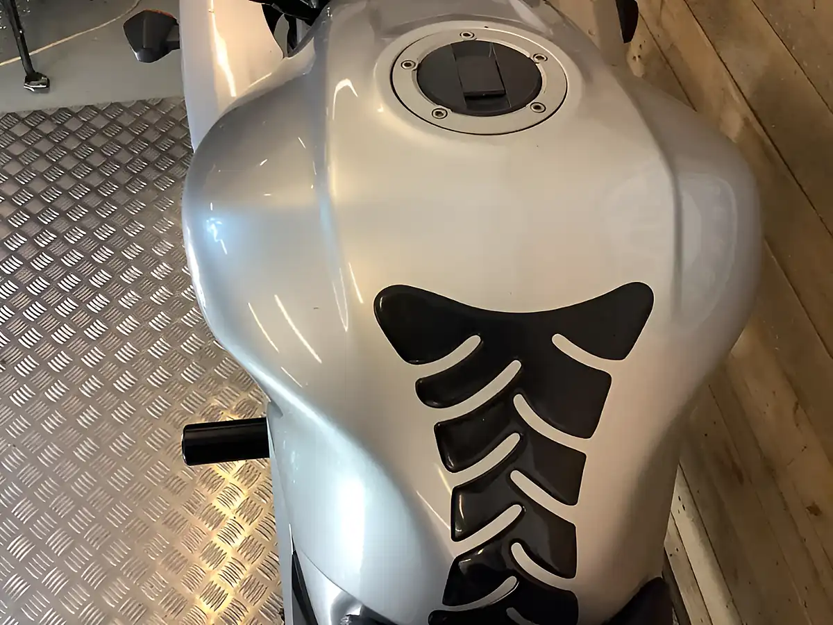 Used 2003 Suzuki Sv S - Interior and Exterior details 15