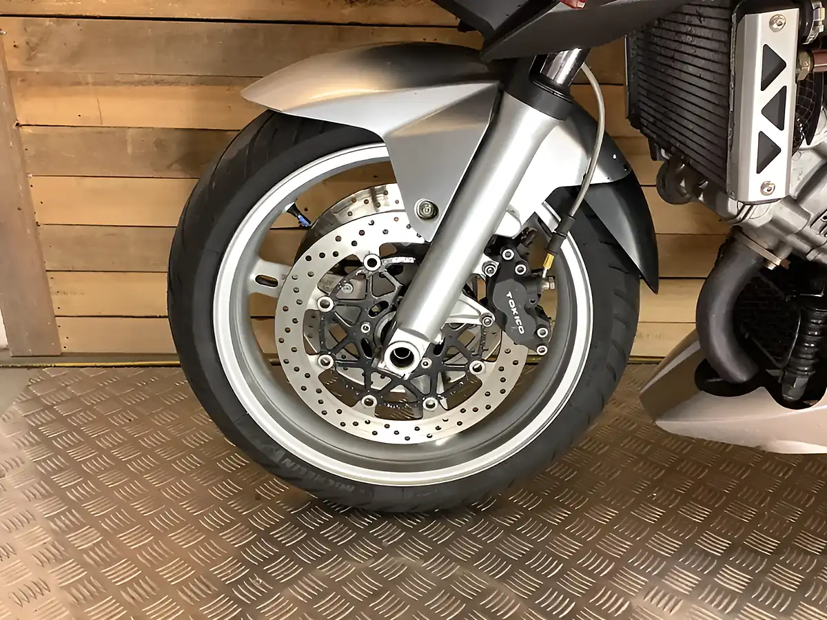 Used 2003 Suzuki Sv S - Interior and Exterior details 20