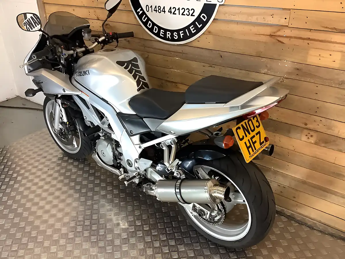 Used 2003 Suzuki Sv S - Interior and Exterior details 6
