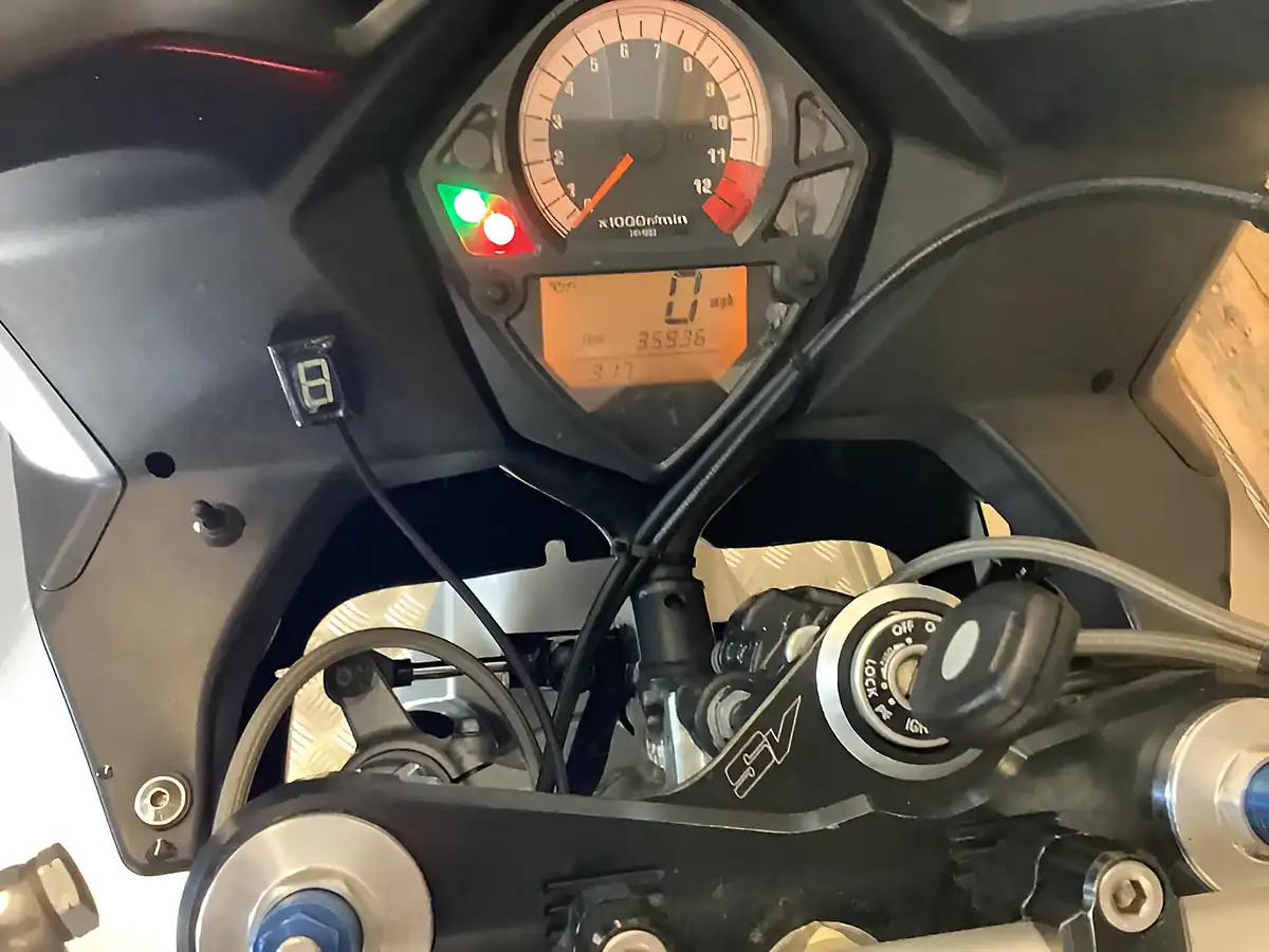 Used 2003 Suzuki Sv S - Interior and Exterior details 7