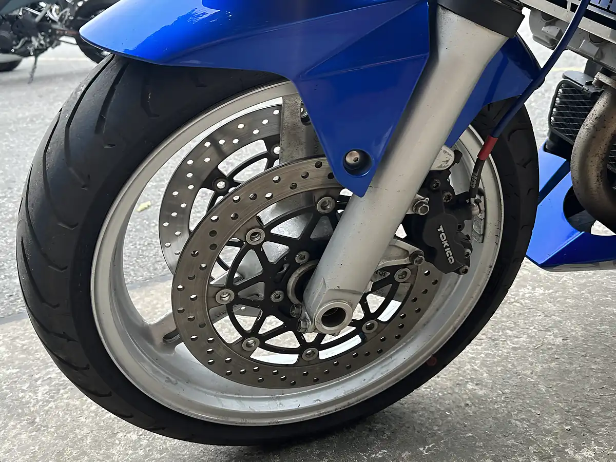 Used 2003 Suzuki SV1000 SK3 Blue - Interior and Exterior details 13