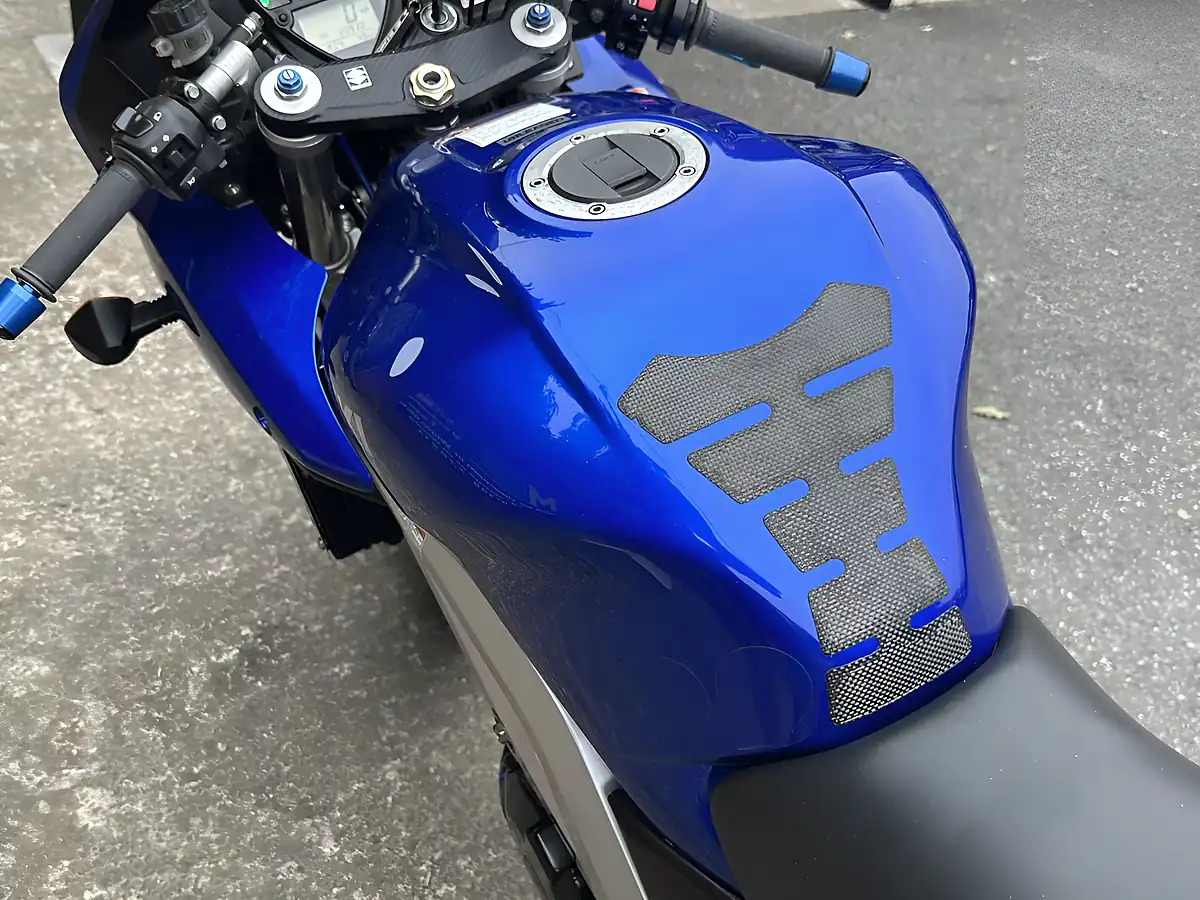 Used 2003 Suzuki SV1000 SK3 Blue - Interior and Exterior details 18