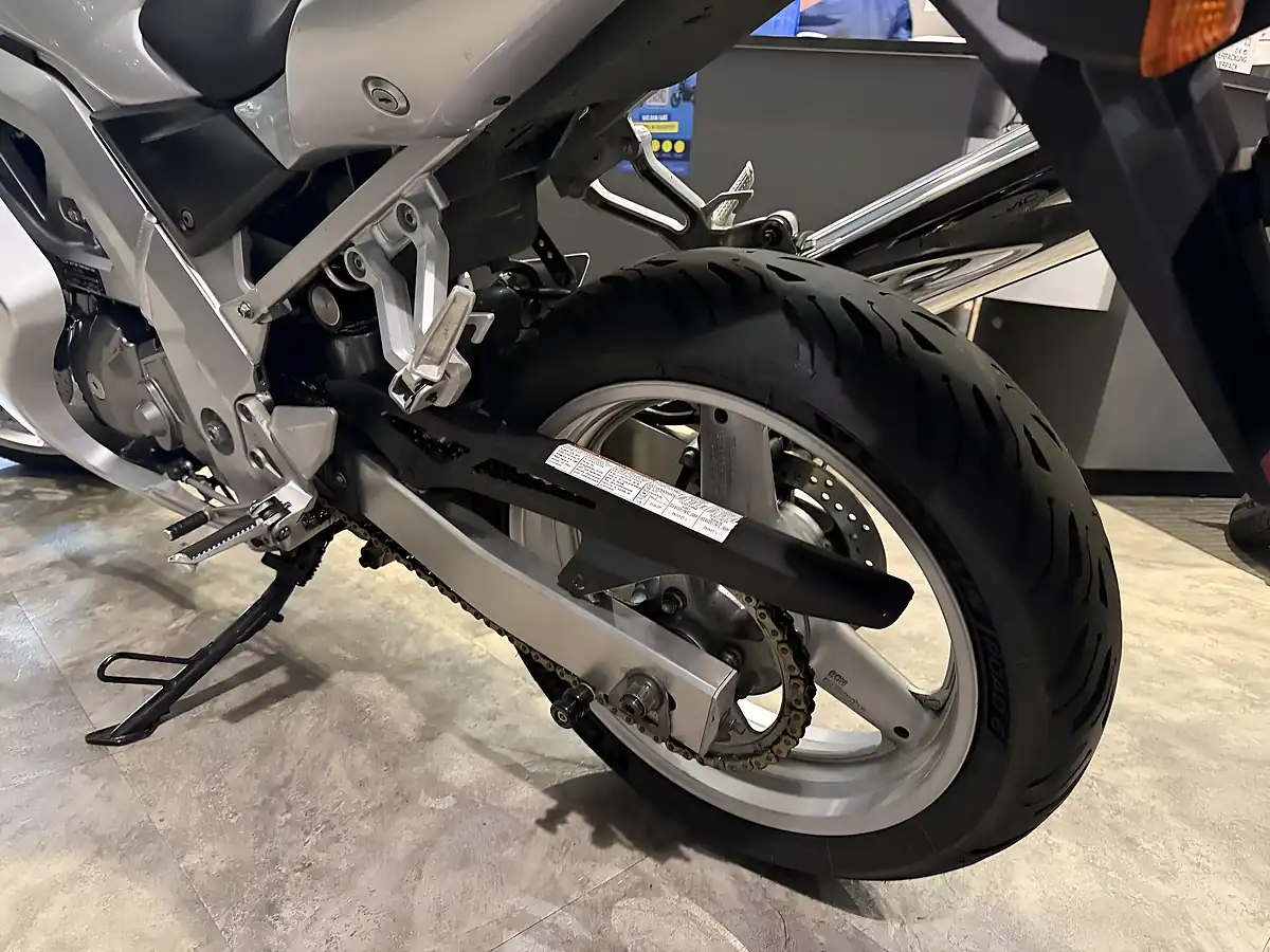 Used 2003 Suzuki SV650S - Interior and Exterior details 11