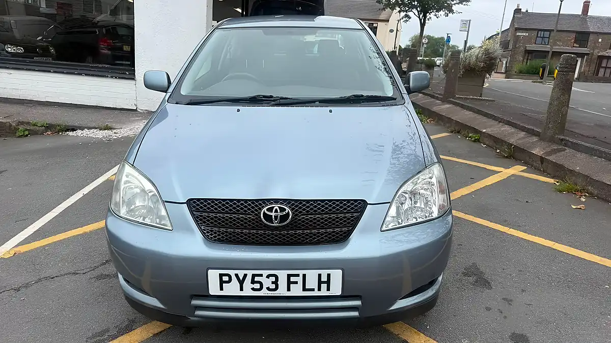 Used 2003 Toyota Corolla T3 Grey - Interior and Exterior details 6