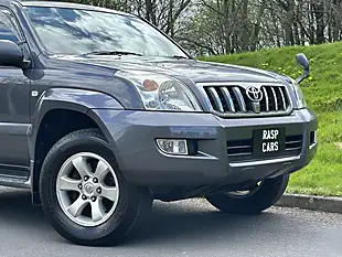 Used 2003 Toyota Land Cruiser Rz Prado Swb 3 Door Grey - Interior and Exterior details 3