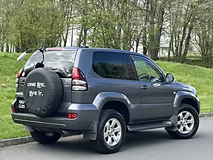 Used 2003 Toyota Land Cruiser Rz Prado Swb 3 Door Grey - Interior and Exterior details 8