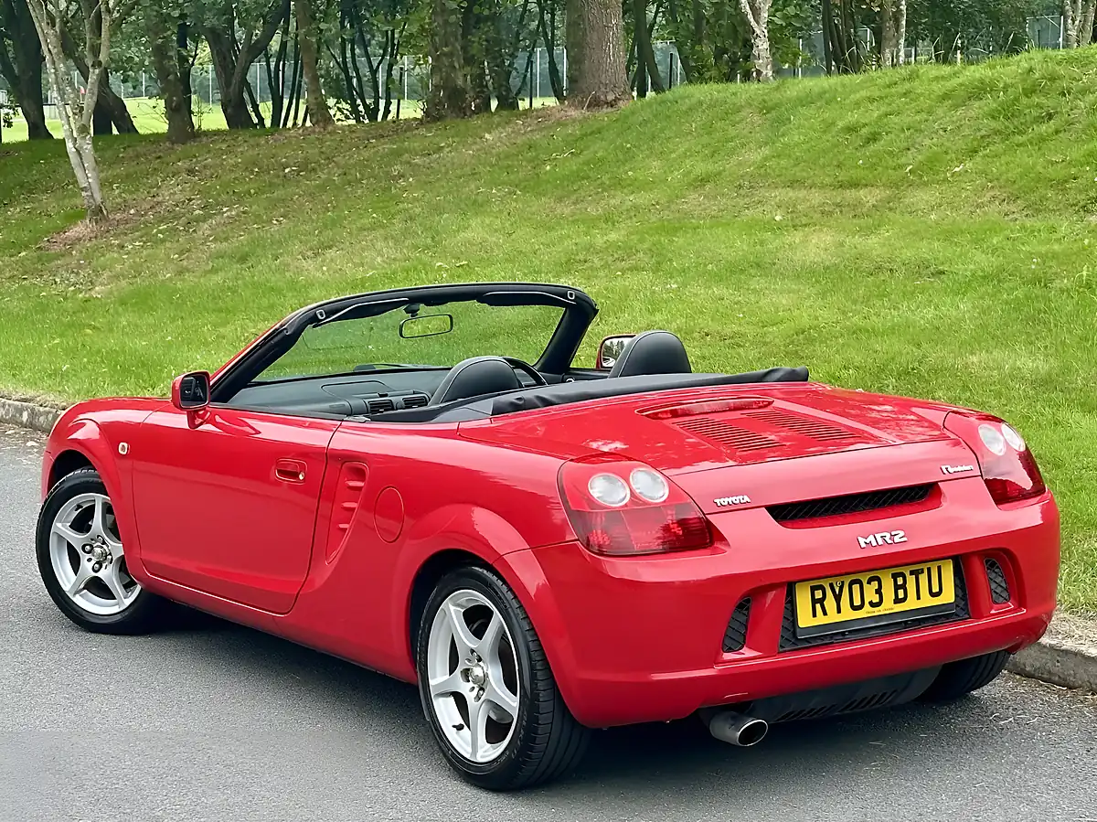 Used 2003 Toyota MR2 Roadster Red - Interior and Exterior details 12