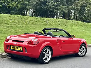 Used 2003 Toyota MR2 Roadster Red - Interior and Exterior details 7