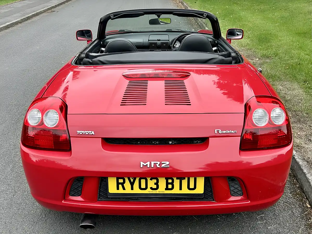 Used 2003 Toyota MR2 Roadster Red - Interior and Exterior details 8