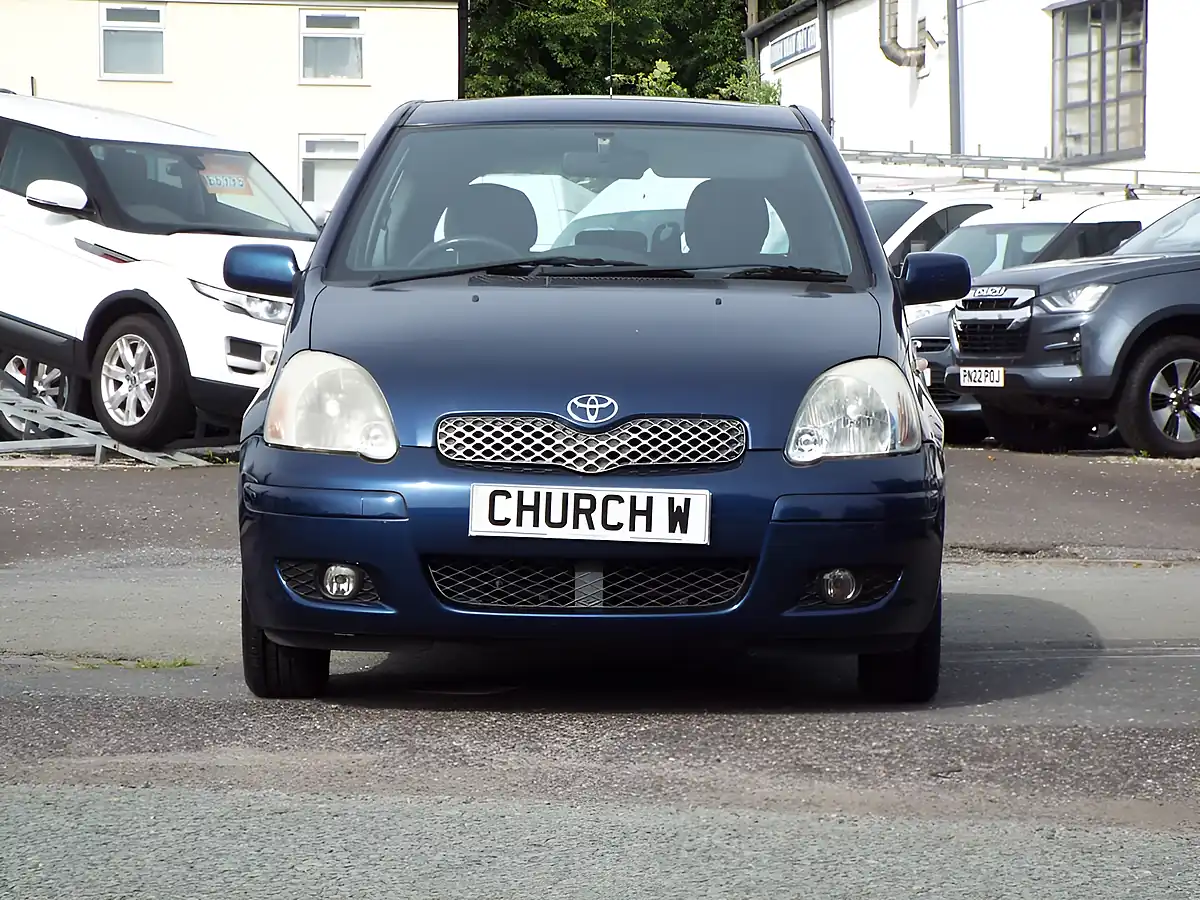 Used 2003 Toyota Yaris T Spirit Blue - Interior and Exterior details 13