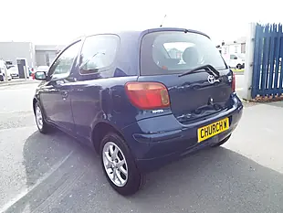 Used 2003 Toyota Yaris T Spirit Blue - Interior and Exterior details 5