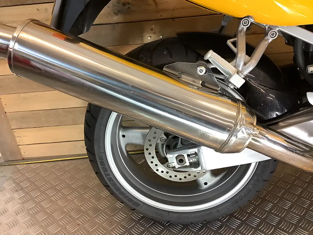 Used 2003 Triumph Tt - Interior and Exterior details 18