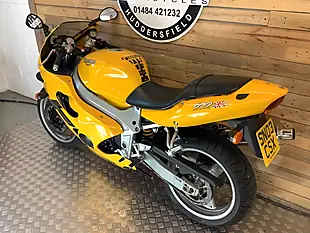 Used 2003 Triumph Tt - Interior and Exterior details 6