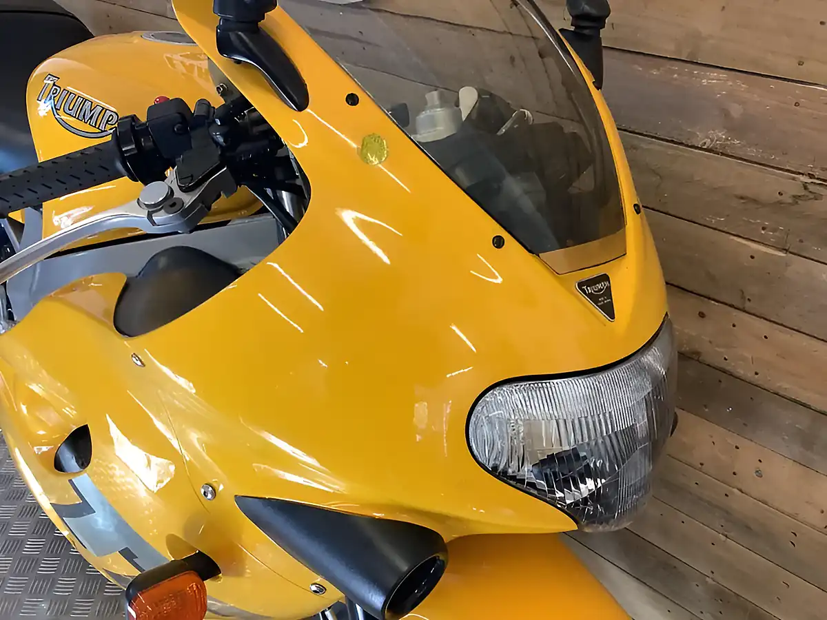 Used 2003 Triumph Tt - Interior and Exterior details 9