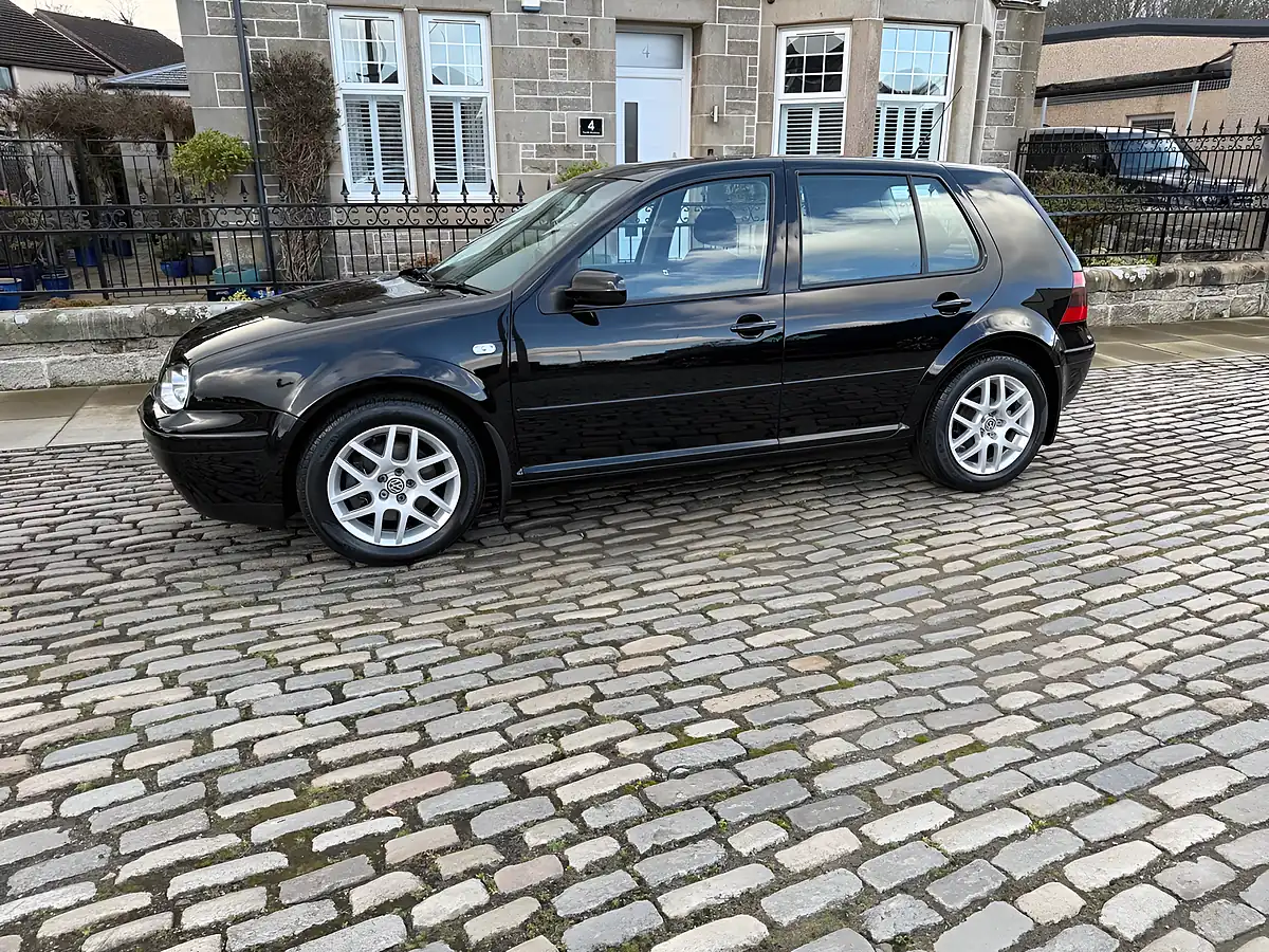 Used 2003 Volkswagen Golf GTI Black - Interior and Exterior details 12