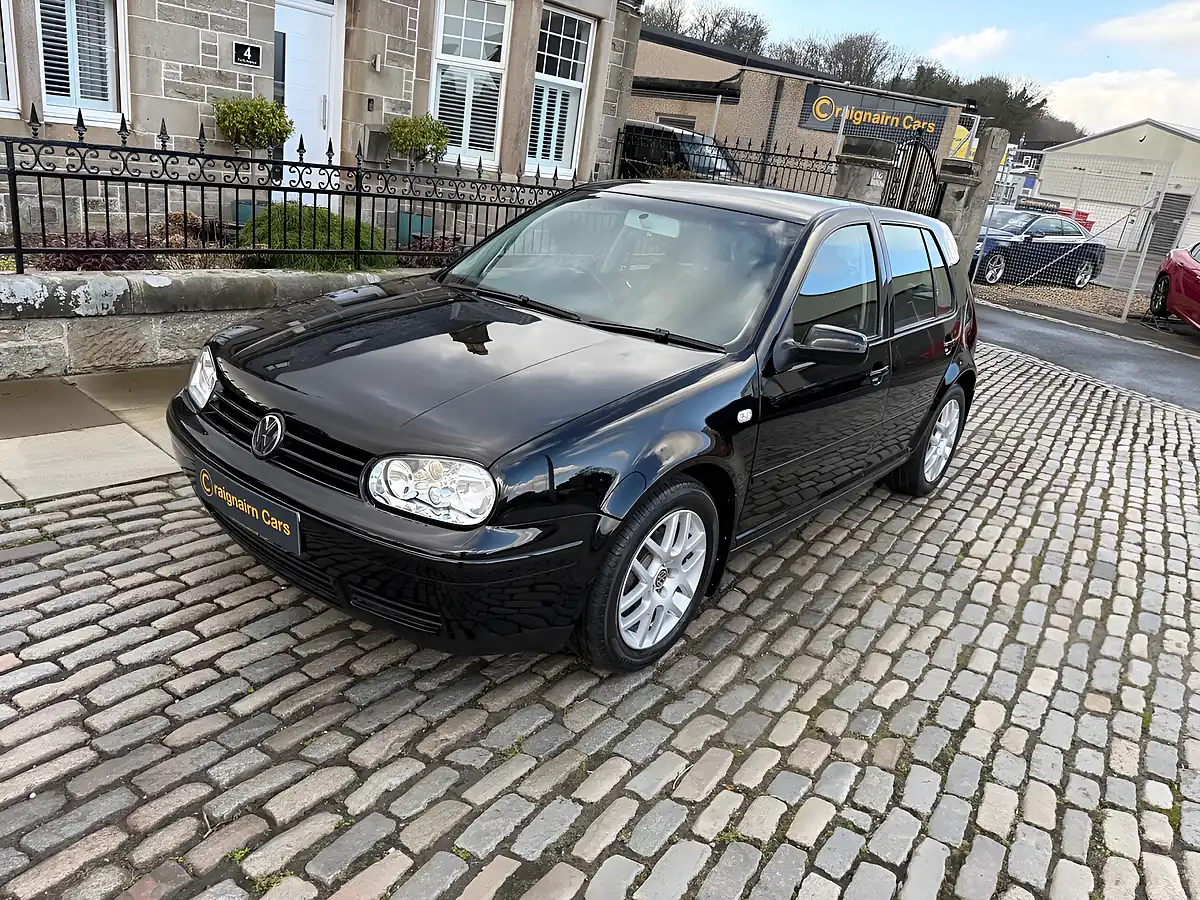 Used 2003 Volkswagen Golf GTI Black - Interior and Exterior details 3