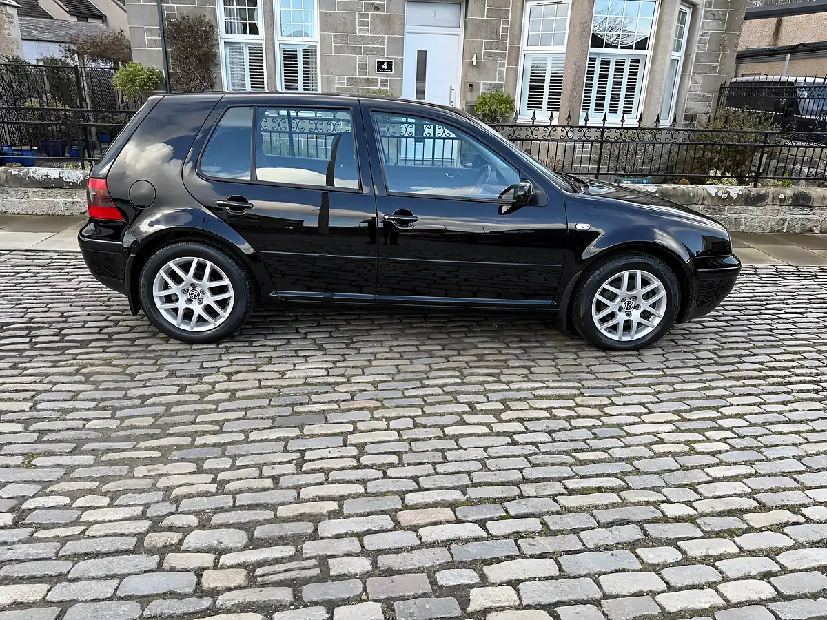 Used 2003 Volkswagen Golf GTI Black - Interior and Exterior details 4