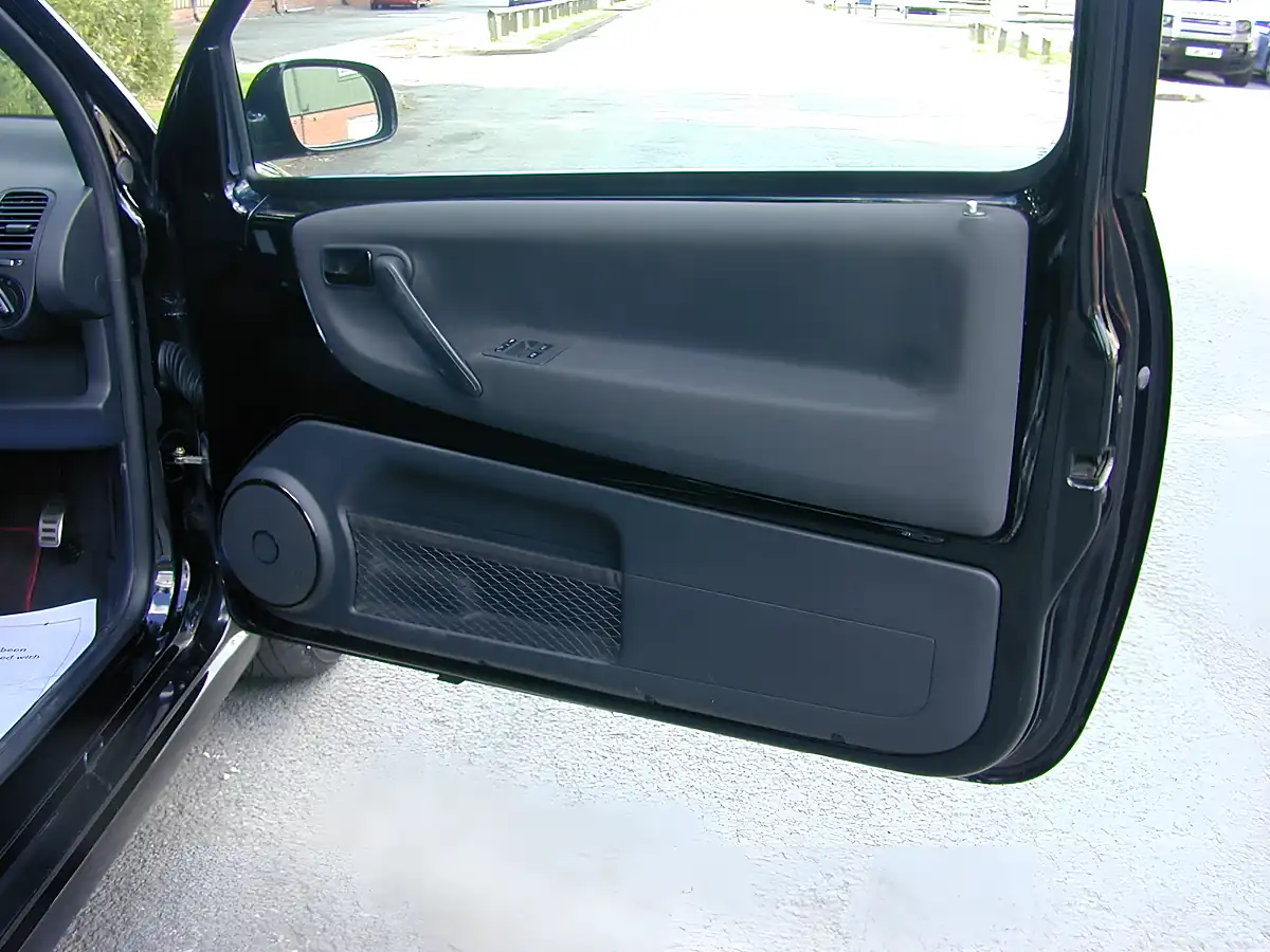 Used 2003 Volkswagen Lupo Mk 1 (type 3) Black - Interior and Exterior details 16