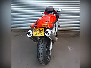 Used 2004 Aprilia Rsv R Factory Red - Interior and Exterior details 4
