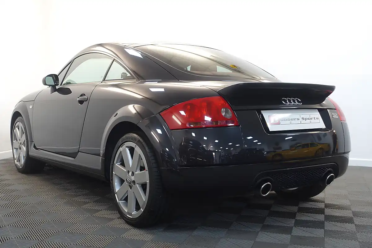 Used 2004 Audi Tt Coupe Black - Interior and Exterior details 18