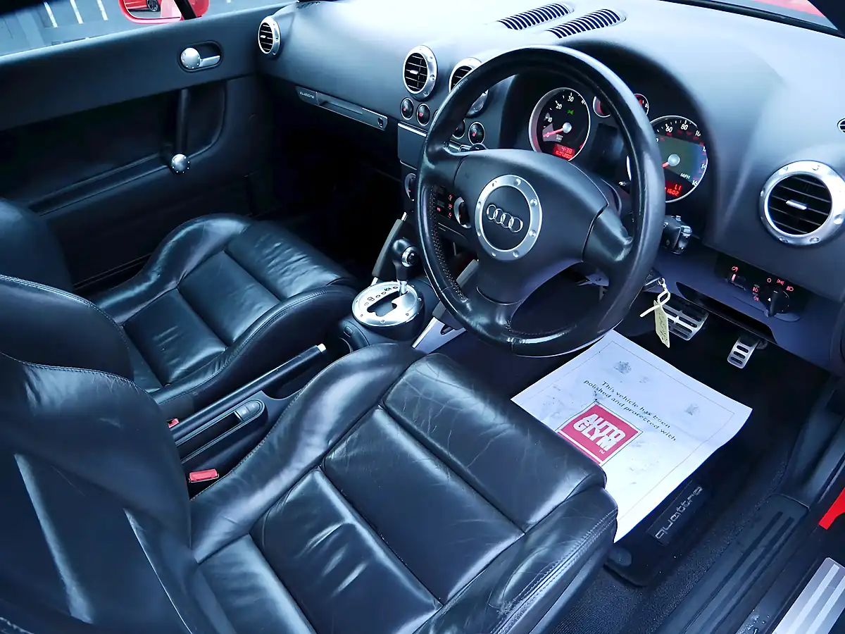 Used 2004 Audi Tt Coupe Misano Red - Interior and Exterior details 10