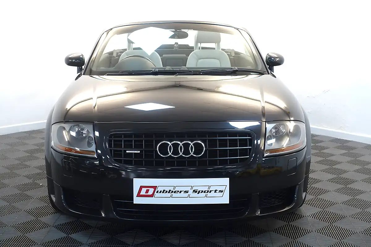 Used 2004 Audi Tt Roadster Black - Interior and Exterior details 15