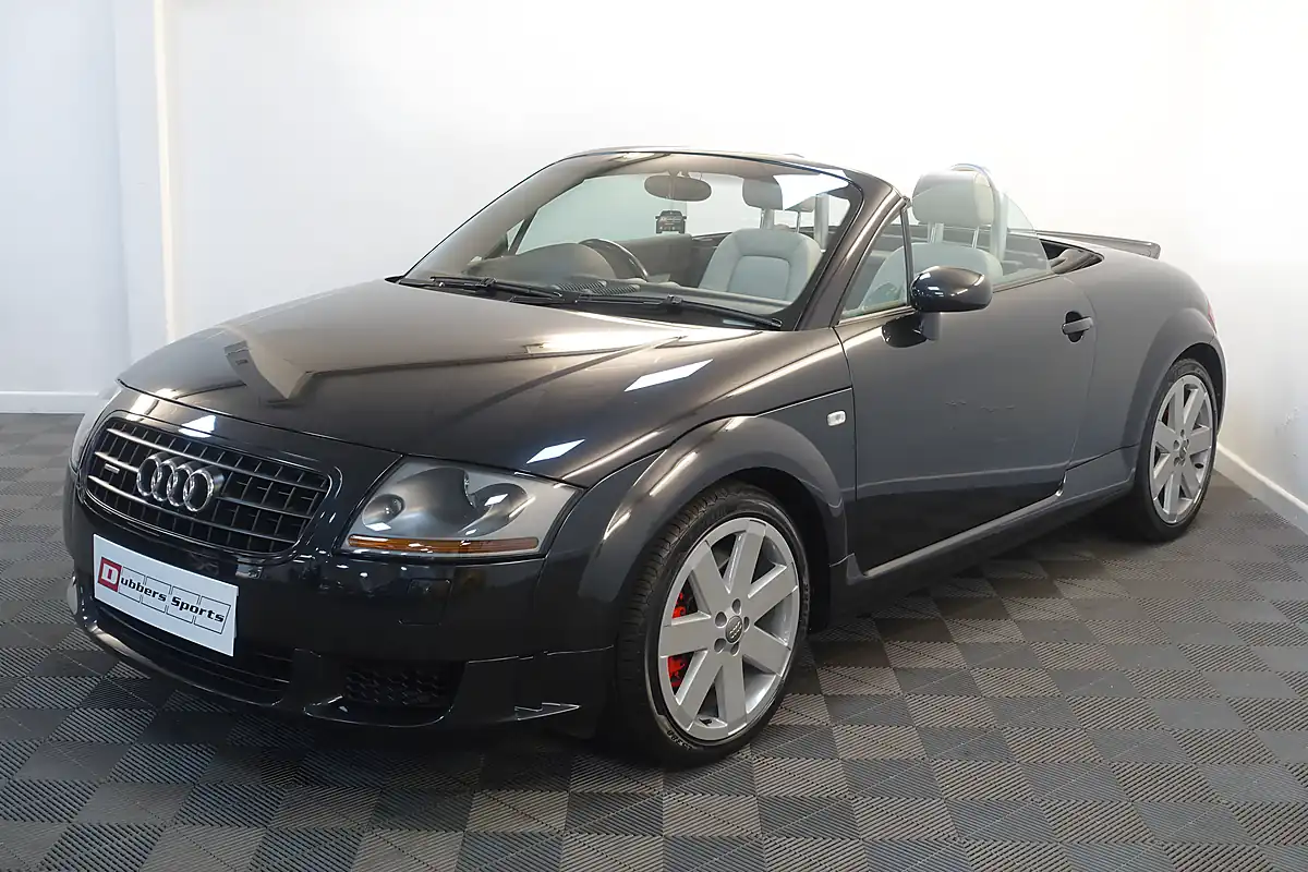 Used 2004 Audi Tt Roadster Black - Interior and Exterior details 8