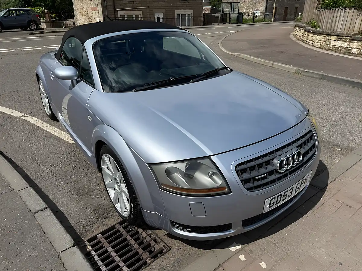 Used 2004 Audi Tt Roadster Silver - Interior and Exterior details 12