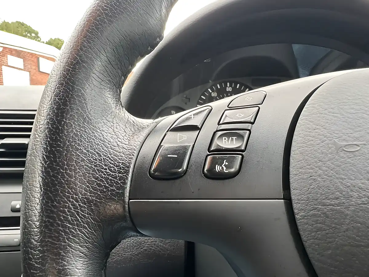 Used 2004 BMW 3 Series Es Compact Silver - Interior and Exterior details 18
