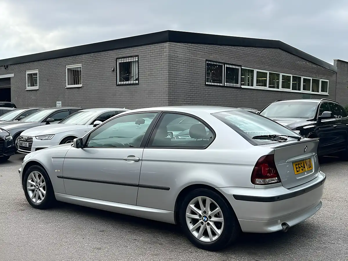 Used 2004 BMW 3 Series Es Compact Silver - Interior and Exterior details 4