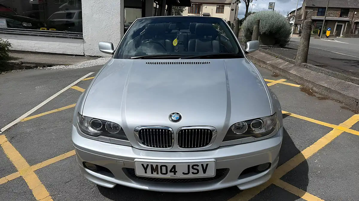 Used 2004 BMW 3 Series Sport Silver - Interior and Exterior details 12