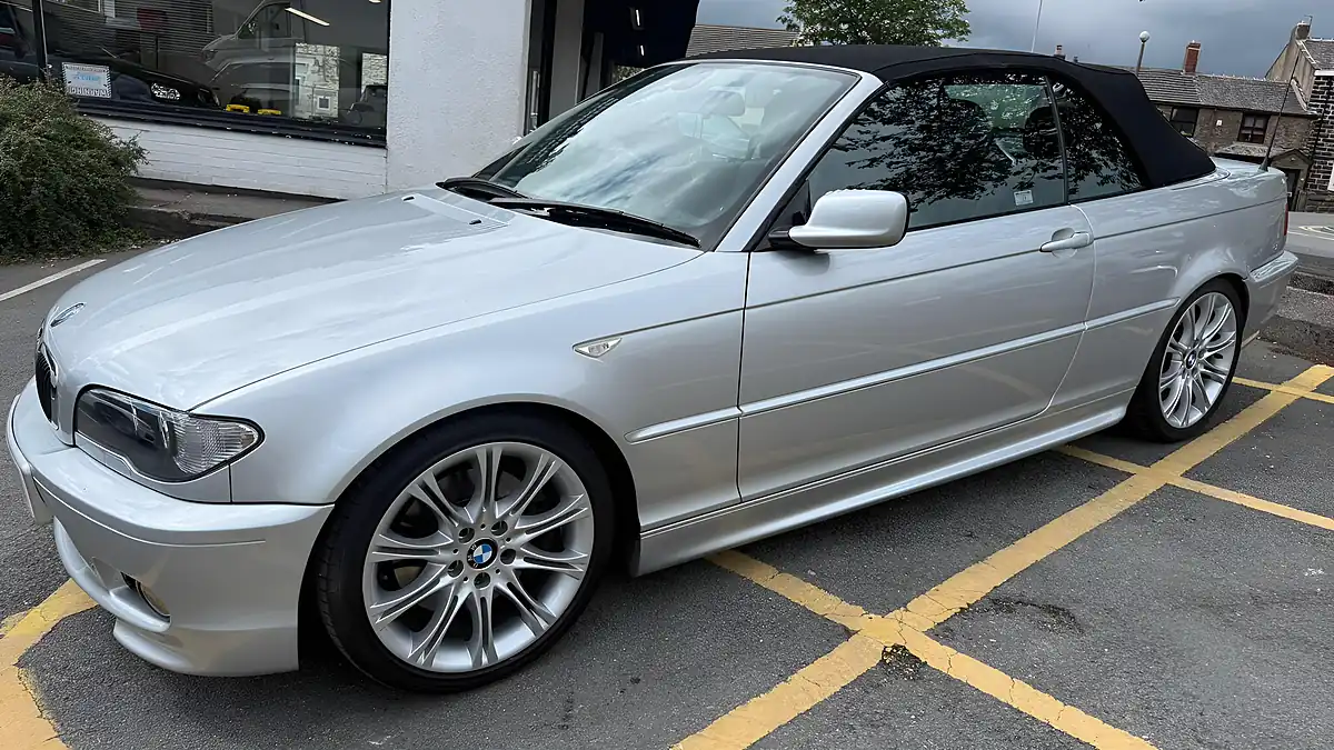 Used 2004 BMW 3 Series Sport Silver - Interior and Exterior details 7