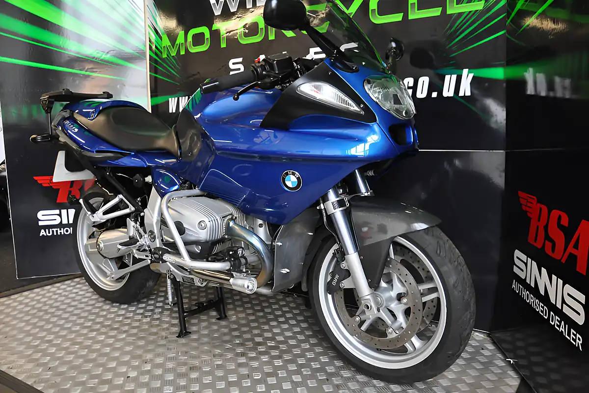 Used 2004 BMW R 1100 S Blue - Interior and Exterior details 17