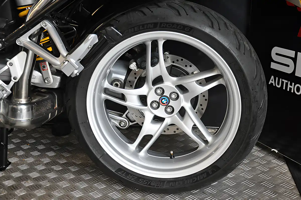 Used 2004 BMW R 1100 S Blue - Interior and Exterior details 8