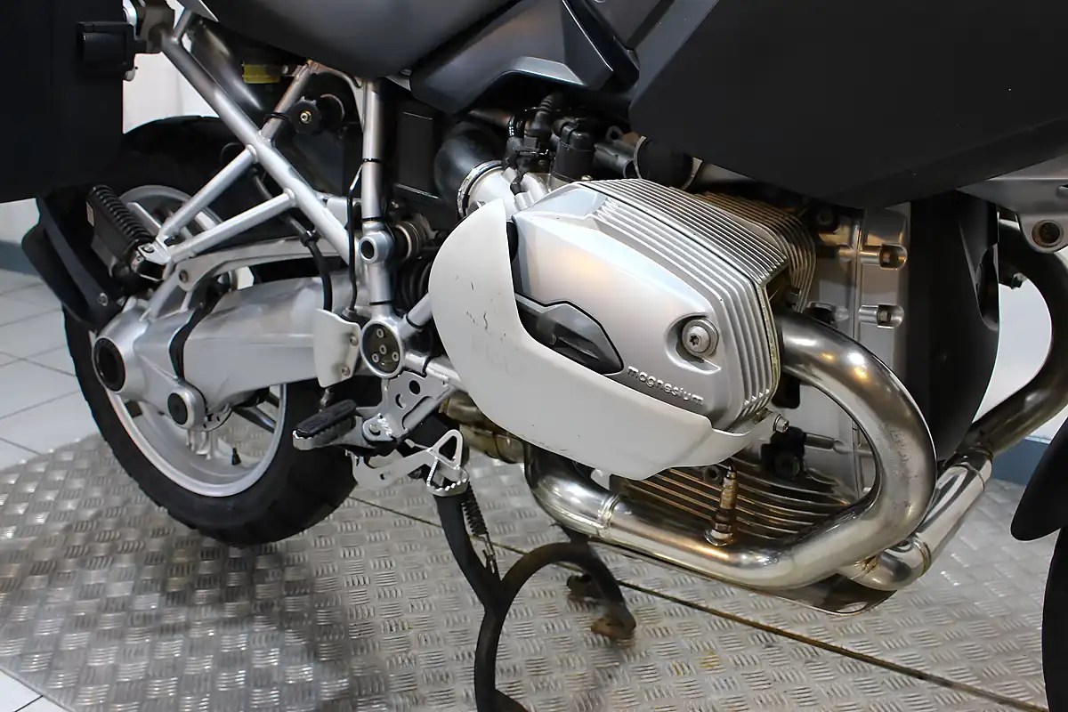 Used 2004 BMW R1200GS Blue - Interior and Exterior details 8